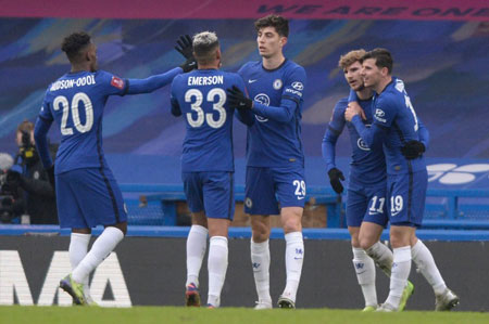 海港0-2不敌武里南联，素巴猜破门，古德建功，李圣龙造险