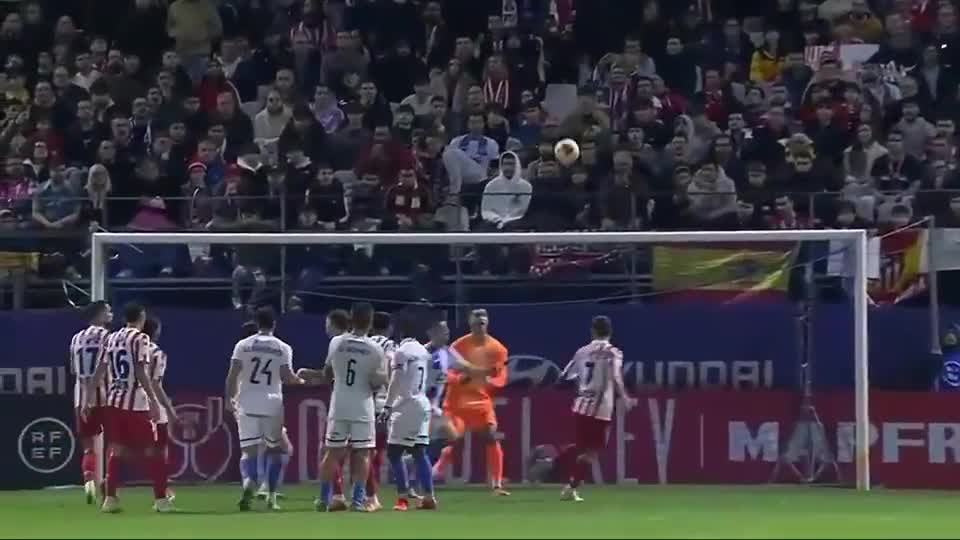 雄鹿大胜彰显强队底蕴