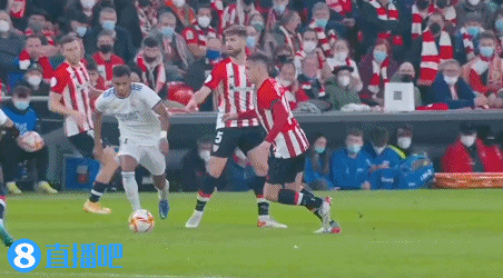 阿德巴约弧顶压哨绝杀三分不中，热火105-106惜败魔术